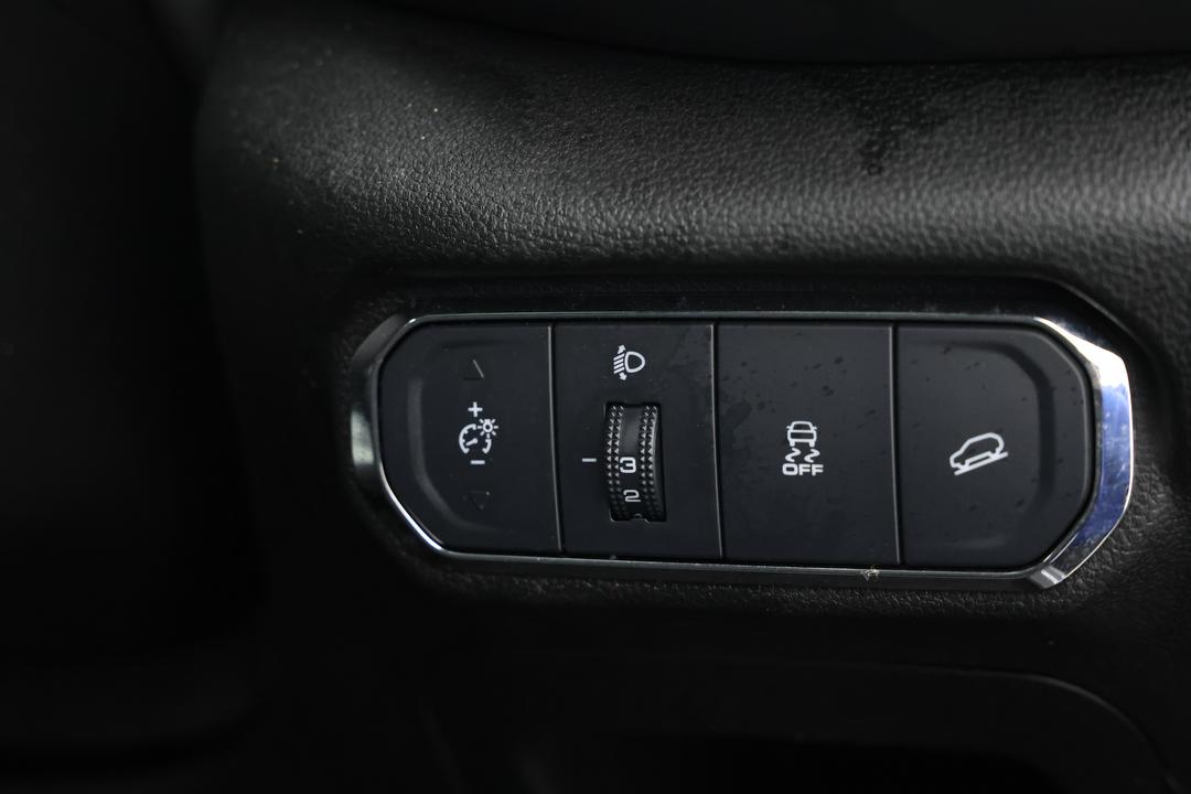 2022 GWM Haval Jolion Ultra, Automatic, 47475 km, Utility Switches/Buttons