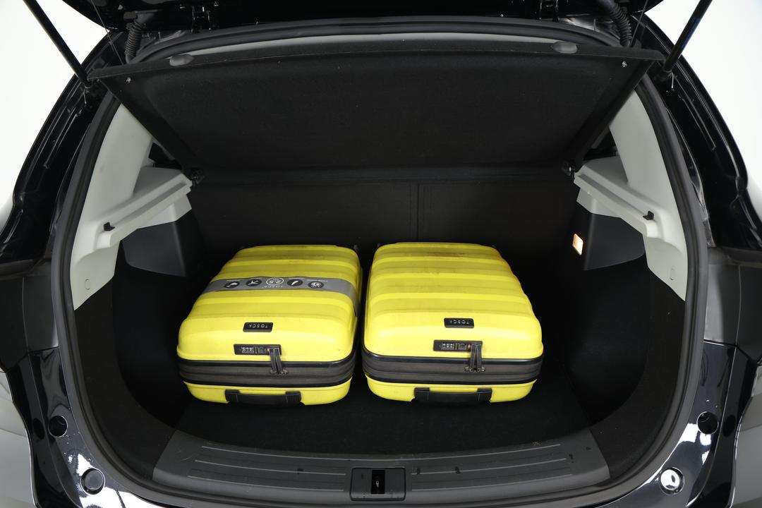 2023 MG ZS Excite, Automatic, 65690 km, Boot Inside View with Luggage