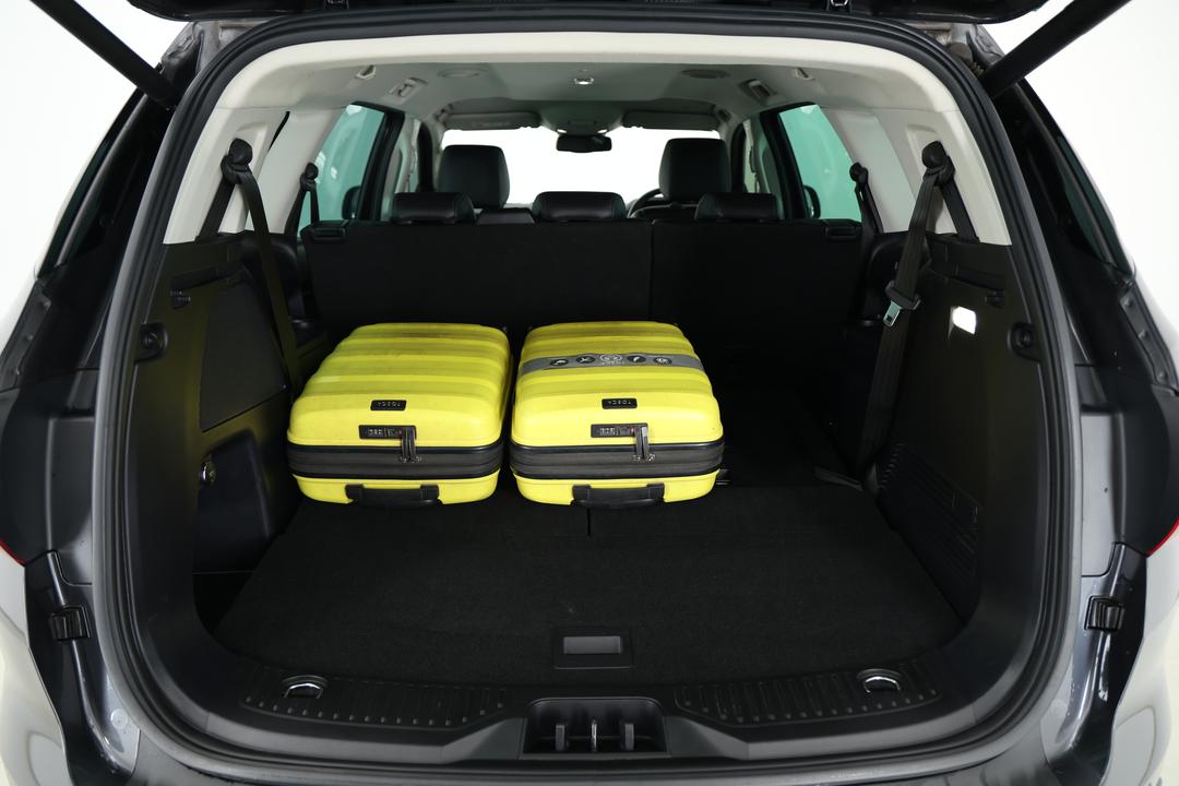 2019 Ford Everest Trend (RWD 7 Seat), Automatic, 101168 km, Boot Inside View with Luggage