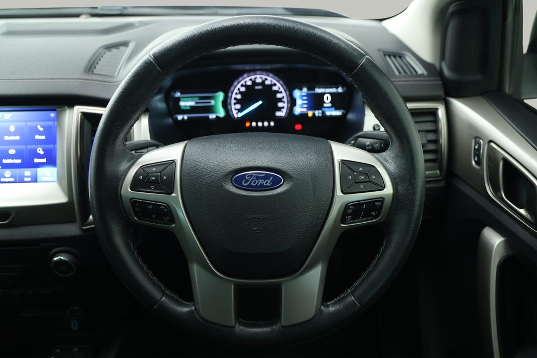 2019 Ford Everest Trend (RWD 7 Seat), Automatic, 101168 km, Steering Wheel Close-up