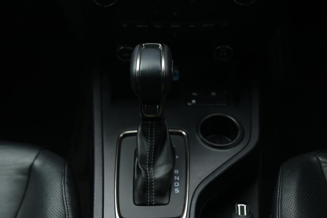 2019 Ford Everest Trend (RWD 7 Seat), Automatic, 101168 km, Gear Lever 