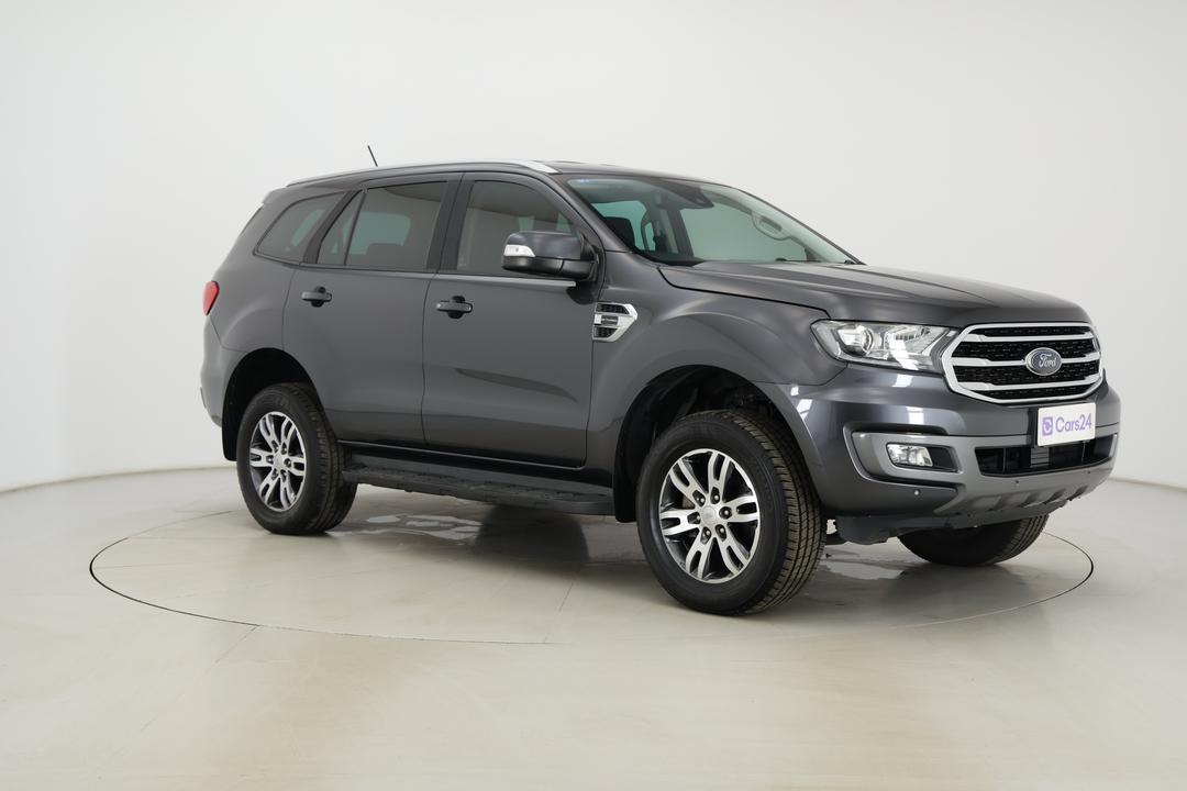 2019 Ford Everest Trend (RWD 7 Seat), Automatic, 101168 km, Right Front Diagonal (45- Degree) View