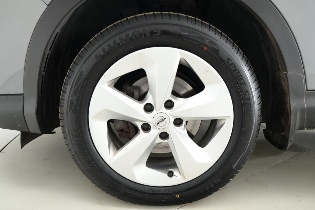 2019 Nissan Qashqai St, Automatic, 54242 km, Left Front Wheel