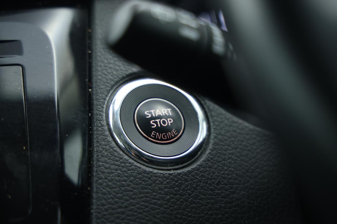 2019 Nissan Qashqai St, Automatic, 54242 km, Keyless / Button Start