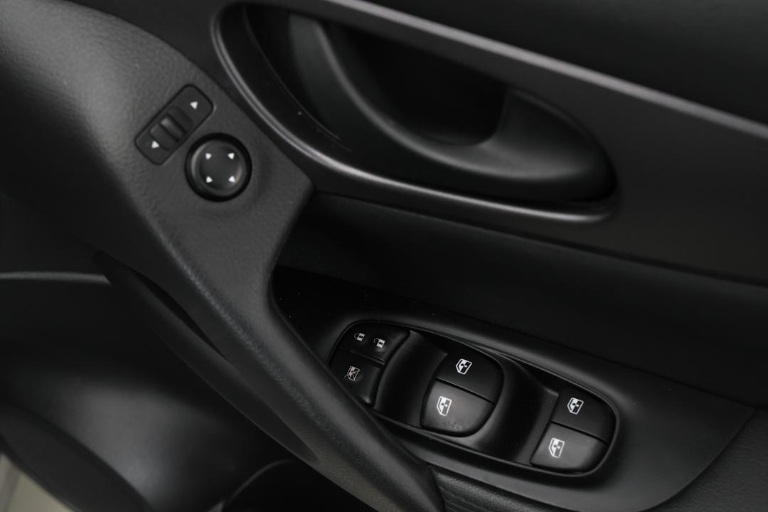 2019 Nissan Qashqai St, Automatic, 54242 km, Drivers Side Door Panel Controls