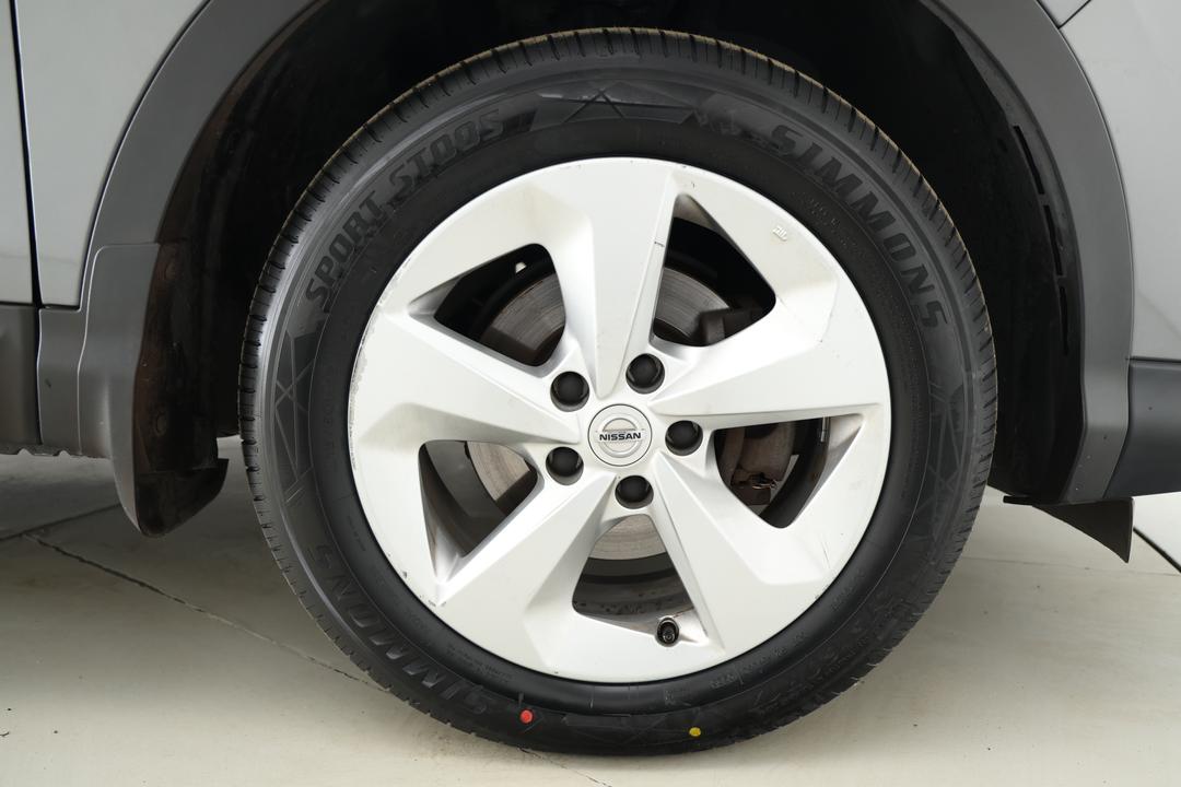 2019 Nissan Qashqai St, Automatic, 54242 km, Right Front Wheel