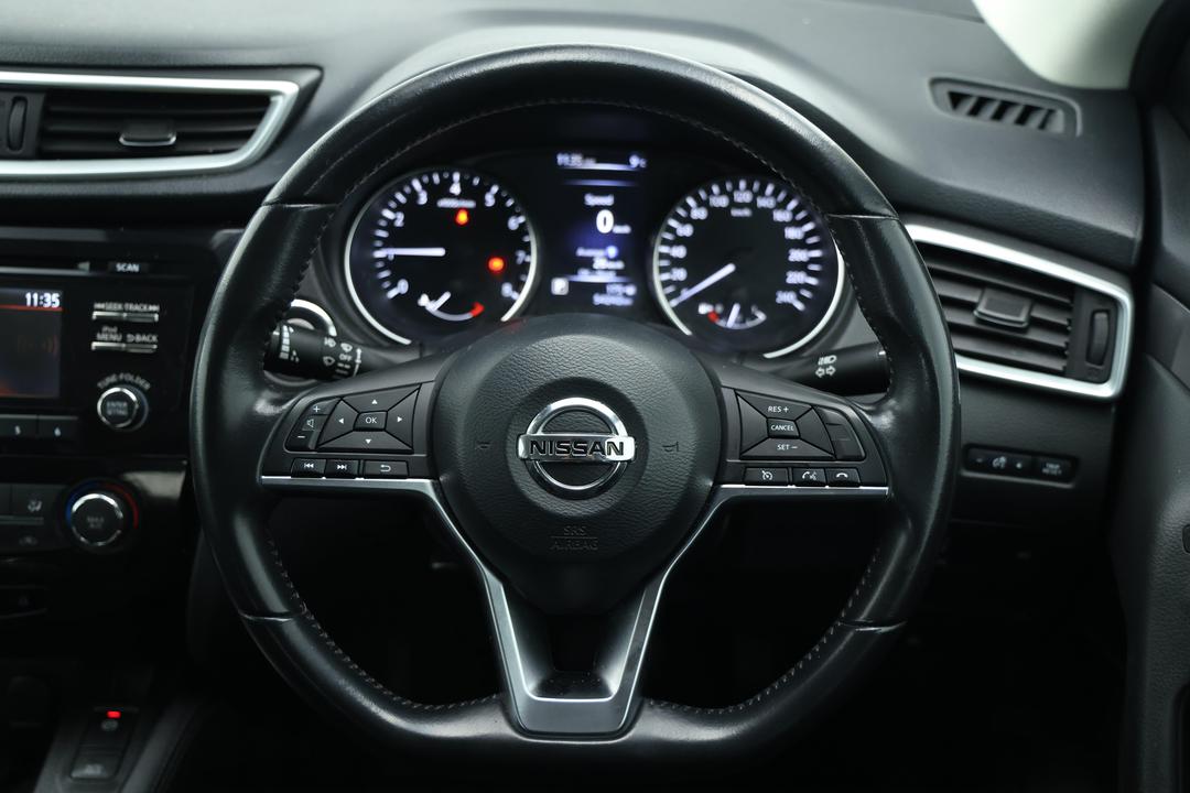 2019 Nissan Qashqai St, Automatic, 54242 km, Steering Wheel Close-up