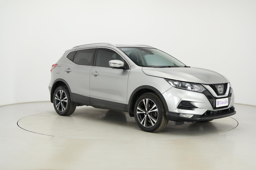 2018 Nissan Qashqai St-l, Automatic, 72900 km, Right Front Diagonal (45- Degree) View