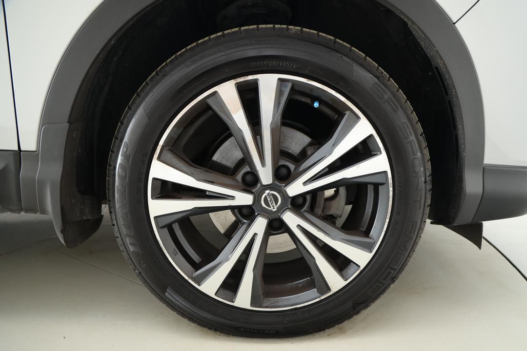 2018 Nissan Qashqai St-l, Automatic, 72900 km, Right Front Wheel