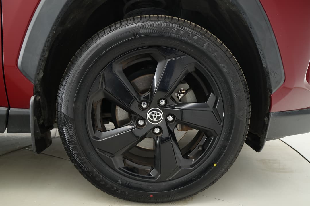 2019 Toyota RAV4 Cruiser (AWD) Hybrid, Automatic, 112061 km, Right Front Wheel
