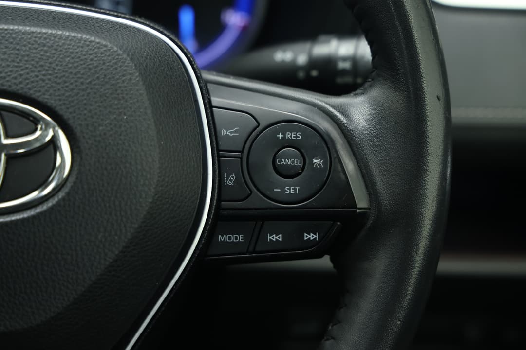 2019 Toyota RAV4 Cruiser (AWD) Hybrid, Automatic, 112061 km, Cruise Control