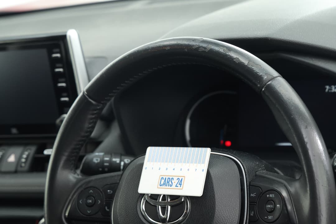 2019 Toyota RAV4 Cruiser (AWD) Hybrid, Automatic, 112061 km, Steering Wheel Body Wear