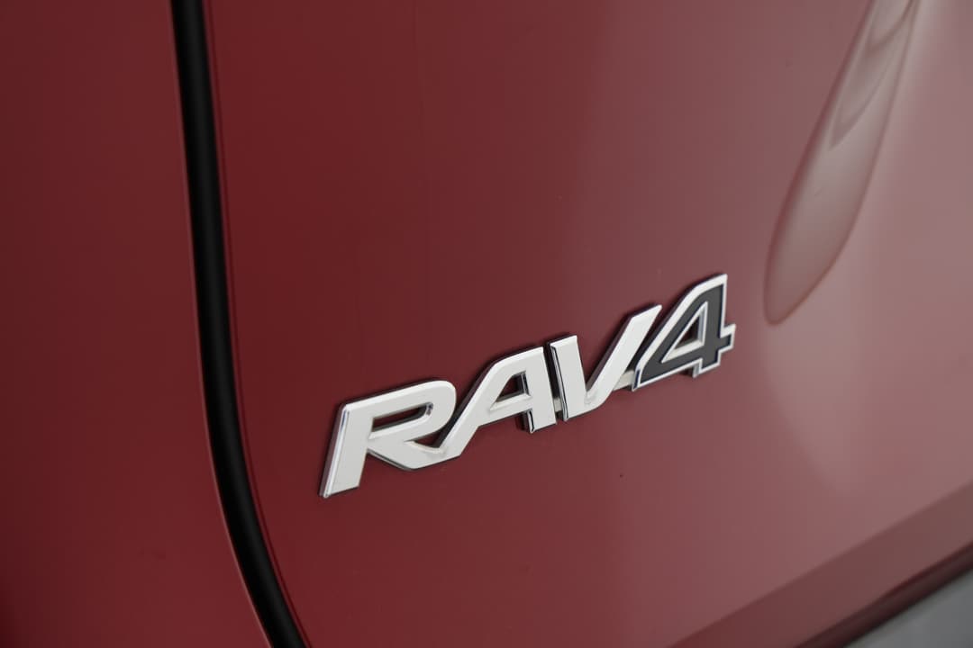 2019 Toyota RAV4 Cruiser (AWD) Hybrid, Automatic, 112061 km, Badge (Boot Left Side)