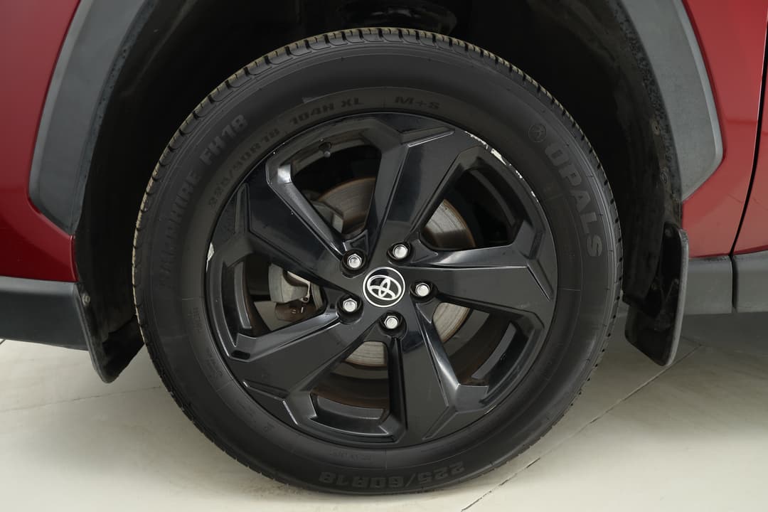 2019 Toyota RAV4 Cruiser (AWD) Hybrid, Automatic, 112061 km, Left Front Wheel