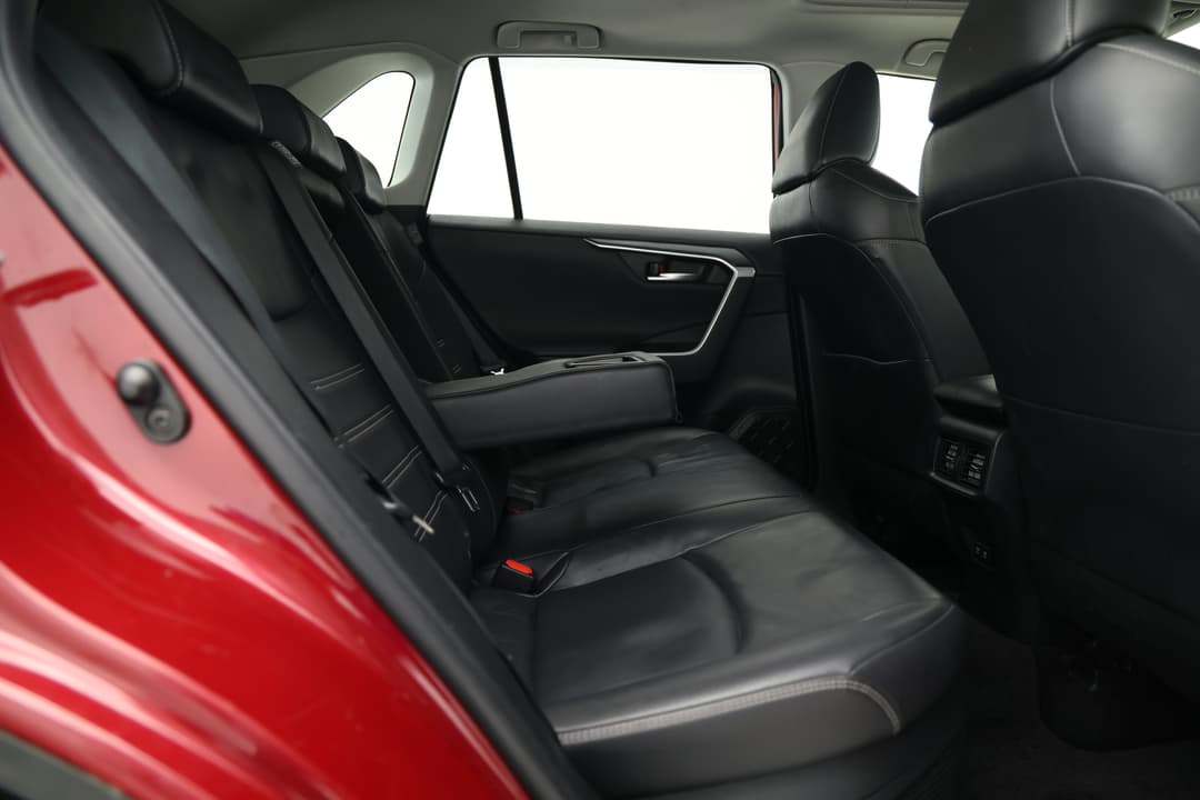 2019 Toyota RAV4 Cruiser (AWD) Hybrid, Automatic, 112061 km, Right Side Rear Door Cabin View