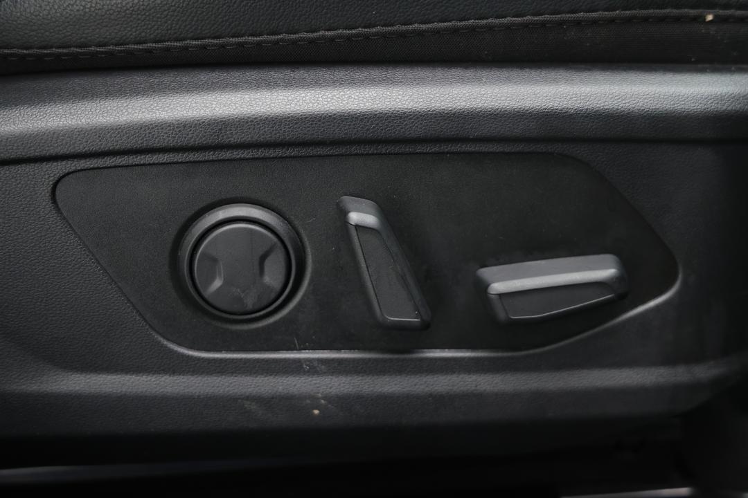 2023 Hyundai Tucson Elite (AWD), Automatic, 37193 km, Drivers Side Adjustment Panel