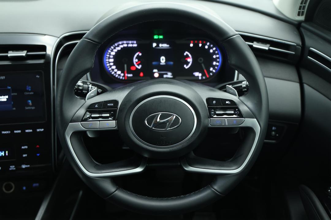 2023 Hyundai Tucson Elite (AWD), Automatic, 37193 km, Steering Wheel Close-up