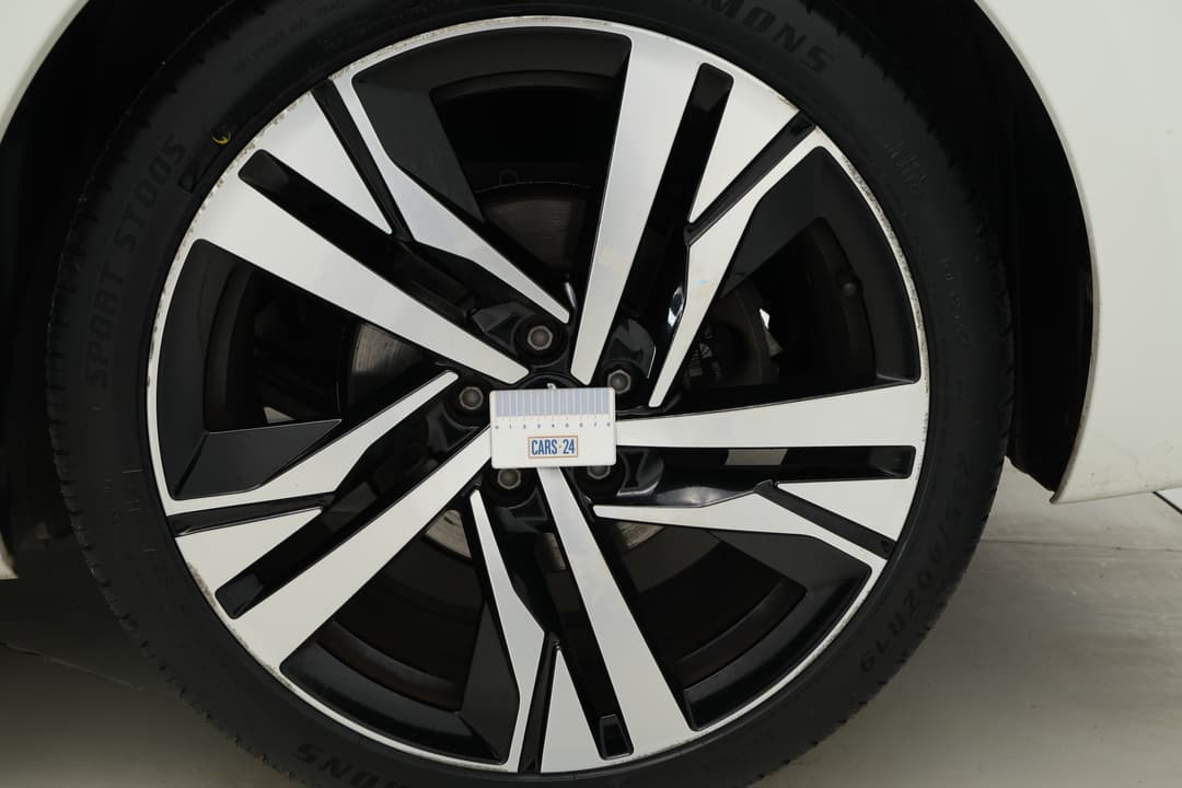 2019 Peugeot 508 Gt, Automatic, 69510 km, Wheels Rim Rear LHS Gutter Rash