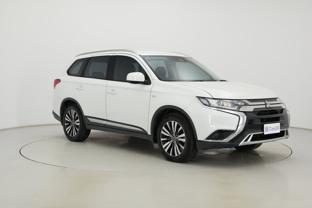 2018 Mitsubishi Outlander Es Adas 5 Seat (2WD), Automatic, 71329 km, Right Front Diagonal (45- Degree) View