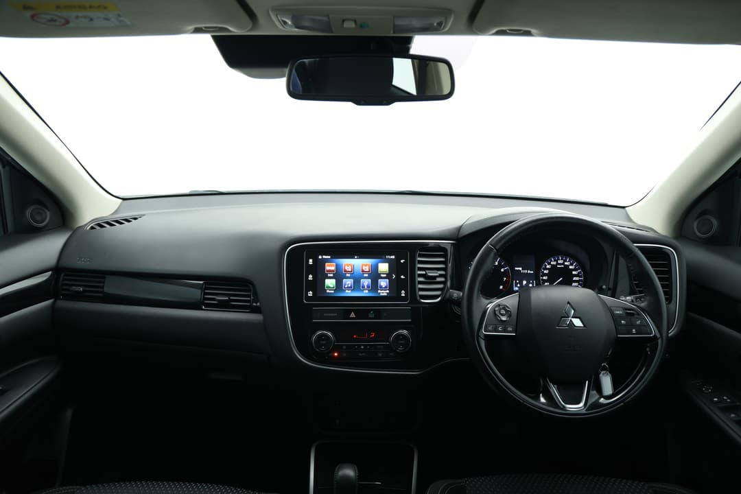2018 Mitsubishi Outlander Es Adas 5 Seat (2WD), Automatic, 71329 km, Dashboard View