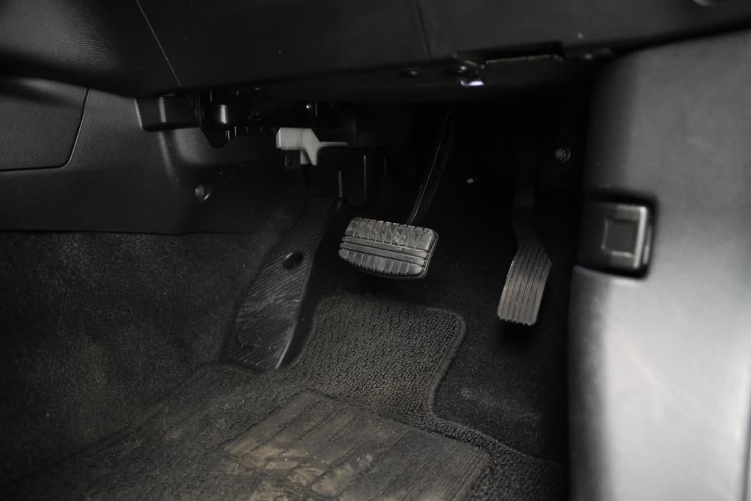 2018 Mitsubishi Outlander Es Adas 5 Seat (2WD), Automatic, 71329 km, Pedals and Footmat