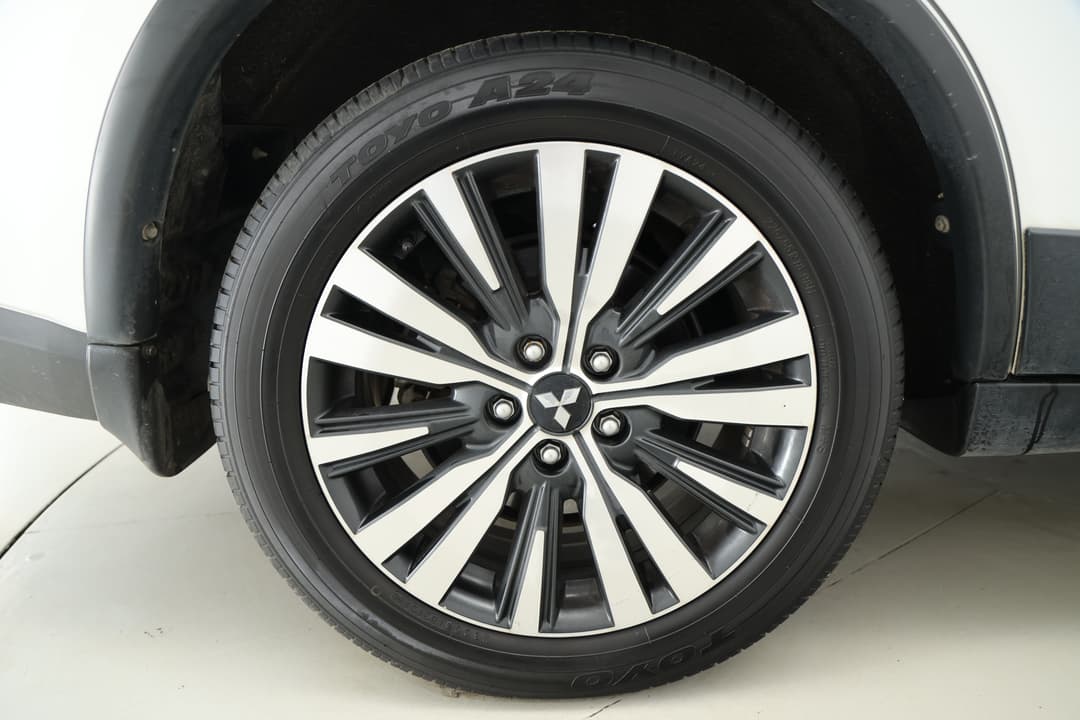 2018 Mitsubishi Outlander Es Adas 5 Seat (2WD), Automatic, 71329 km, Right Rear Wheel