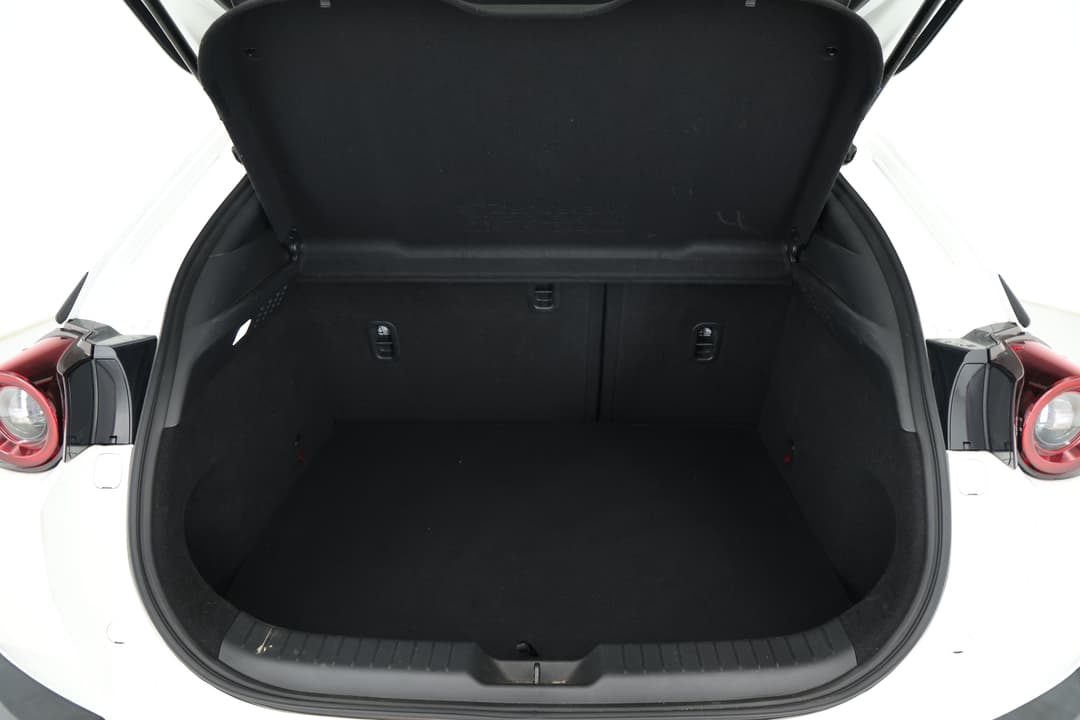 2022 Mazda Mx-30 G20e Evolve Mhev, Automatic, 46654 km, Boot Inside View
