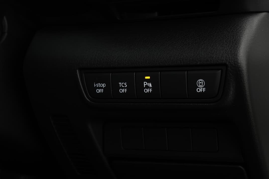 2022 Mazda Mx-30 G20e Evolve Mhev, Automatic, 46654 km, Utility Switches/Buttons