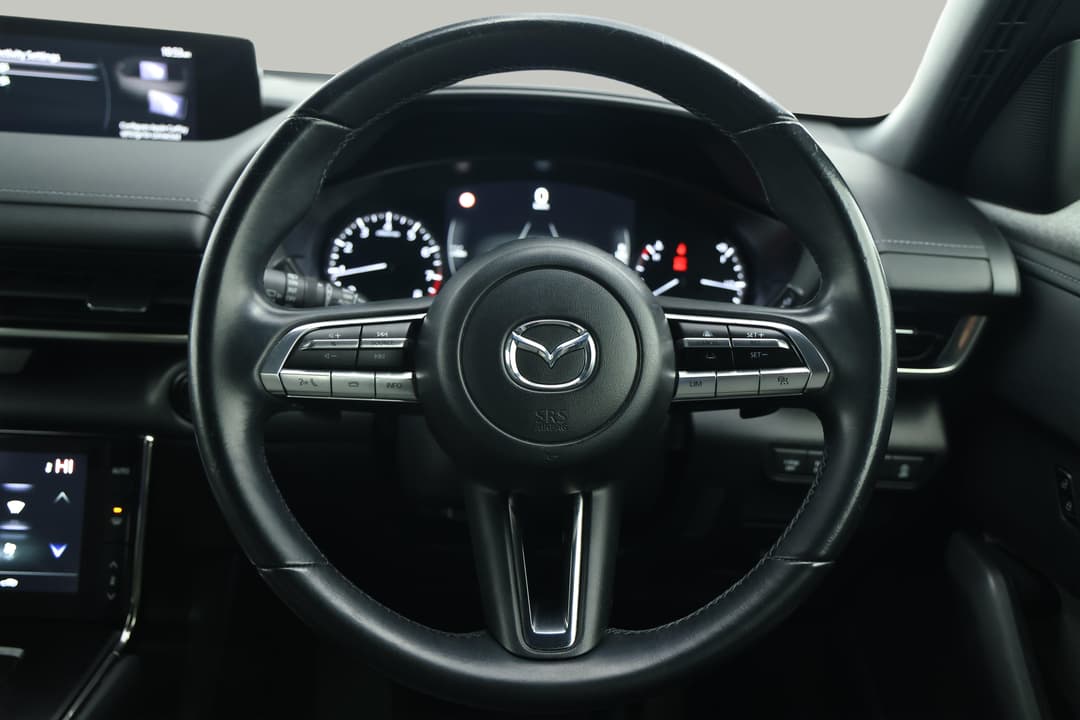 2022 Mazda Mx-30 G20e Evolve Mhev, Automatic, 46654 km, Steering Wheel Close-up