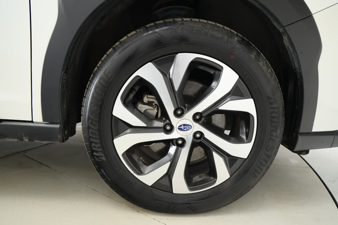 2021 Subaru Outback AWD Touring, Automatic, 50373 km, Right Front Wheel