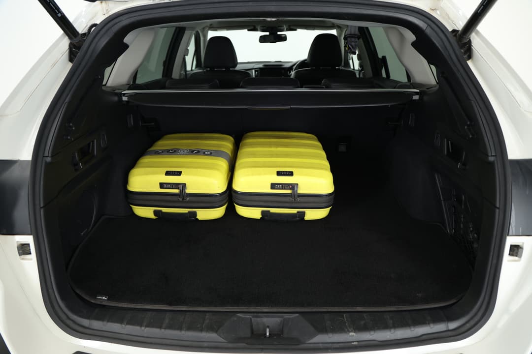 2021 Subaru Outback AWD Touring, Automatic, 50373 km, Boot Inside View with Luggage