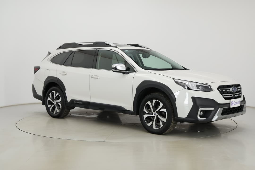 2021 Subaru Outback AWD Touring, Automatic, 50373 km, Right Front Diagonal (45- Degree) View