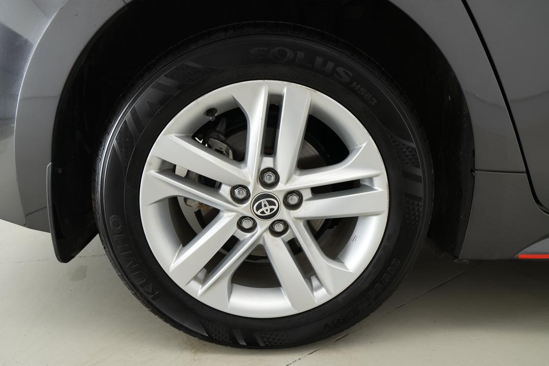 2020 Toyota Corolla Sx Hybrid, Automatic, 48090 km, Right Rear Wheel