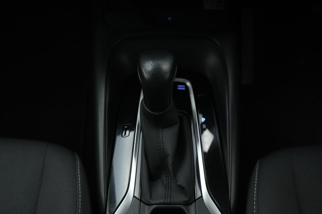 2020 Toyota Corolla Sx Hybrid, Automatic, 48090 km, Gear Lever 
