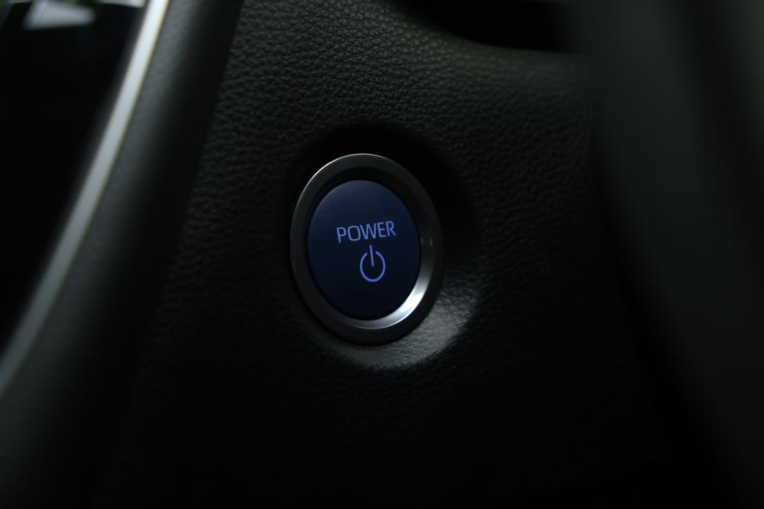 2020 Toyota Corolla Sx Hybrid, Automatic, 48090 km, Keyless / Button Start