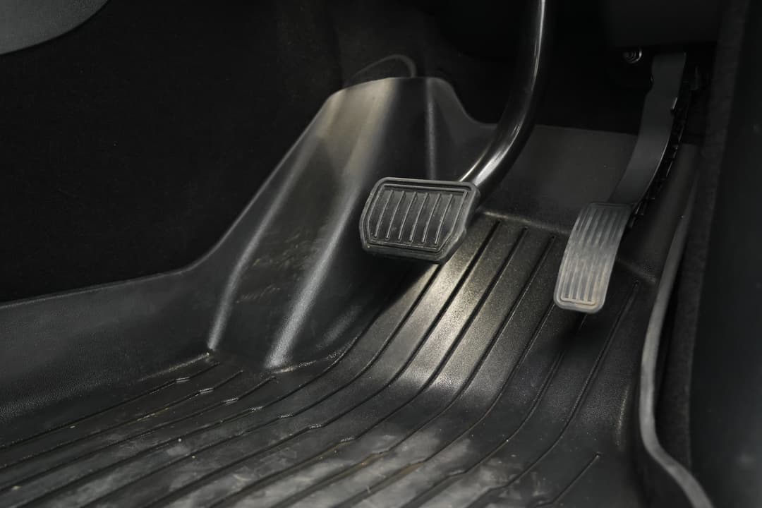 2023 Tesla Model Y Rear-wheel Drive, Automatic, 31783 km, Pedals and Footmat