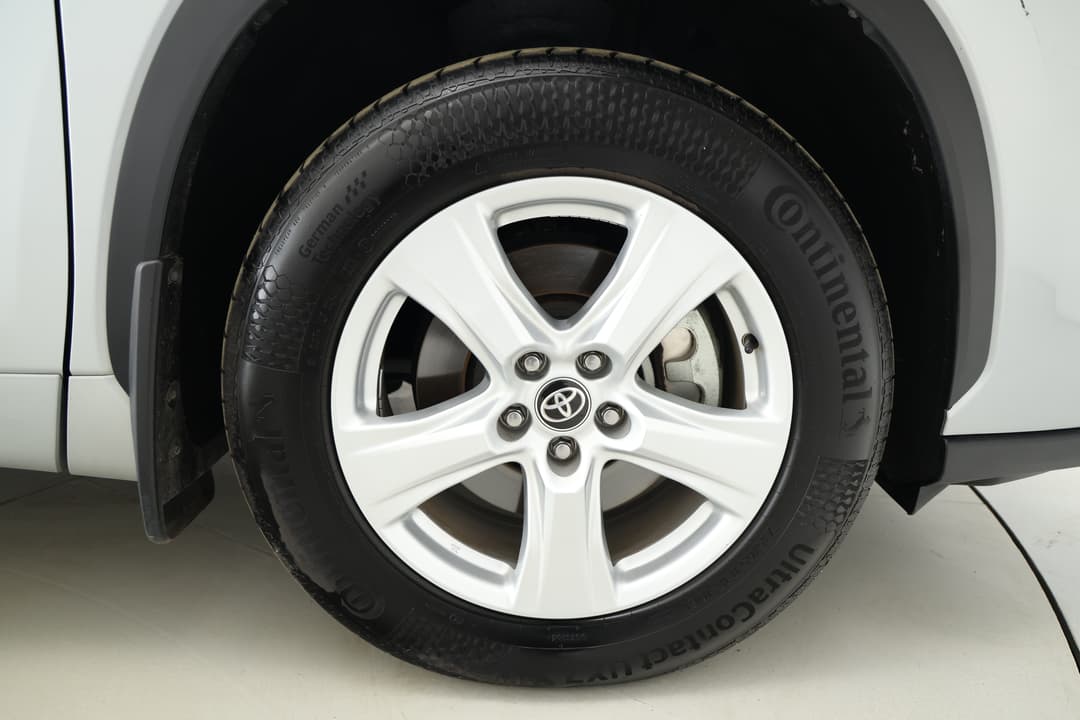 2023 Toyota Kluger Gx AWD, Automatic, 60029 km, Right Front Wheel
