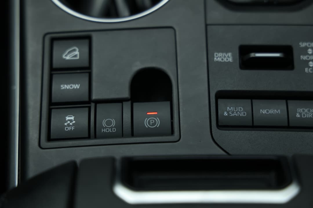 2023 Toyota Kluger Gx AWD, Automatic, 60029 km, Handbrake