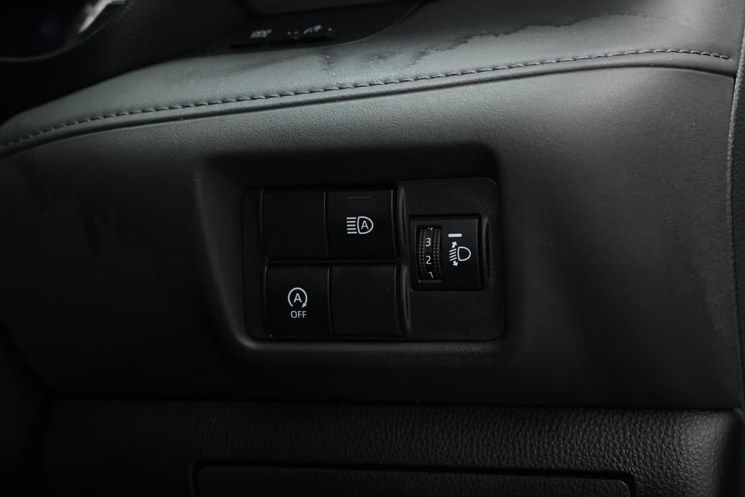 2023 Toyota Kluger Gx AWD, Automatic, 60029 km, Utility Switches/Buttons