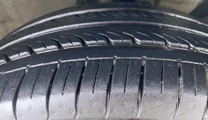 2019 Hyundai Elite i20 1.2 SPORTS PLUS VTVT, Petrol, Manual, 35,165 km, Right Front Tyre Tread