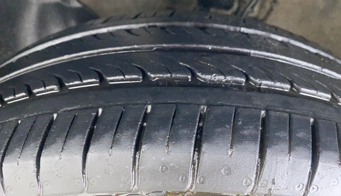 2019 Hyundai Elite i20 1.2 SPORTS PLUS VTVT, Petrol, Manual, 35,165 km, Left Front Tyre Tread