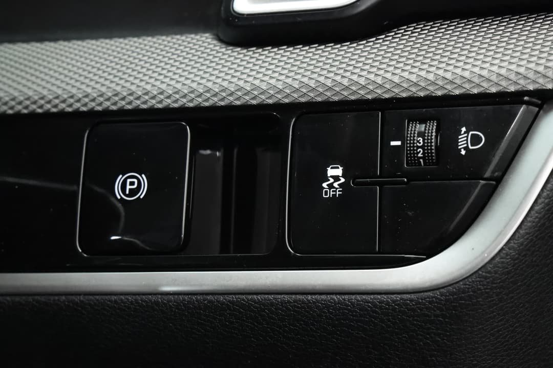 2022 Kia Sportage S (FWD), Automatic, 65883 km, Utility Switches/Buttons