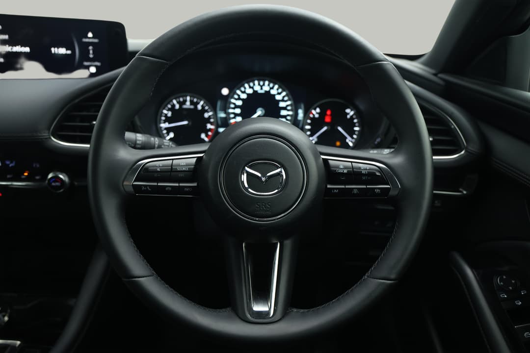2025 Mazda 3 G20 Touring Vision, Automatic, 18588 km, Steering Wheel Close-up