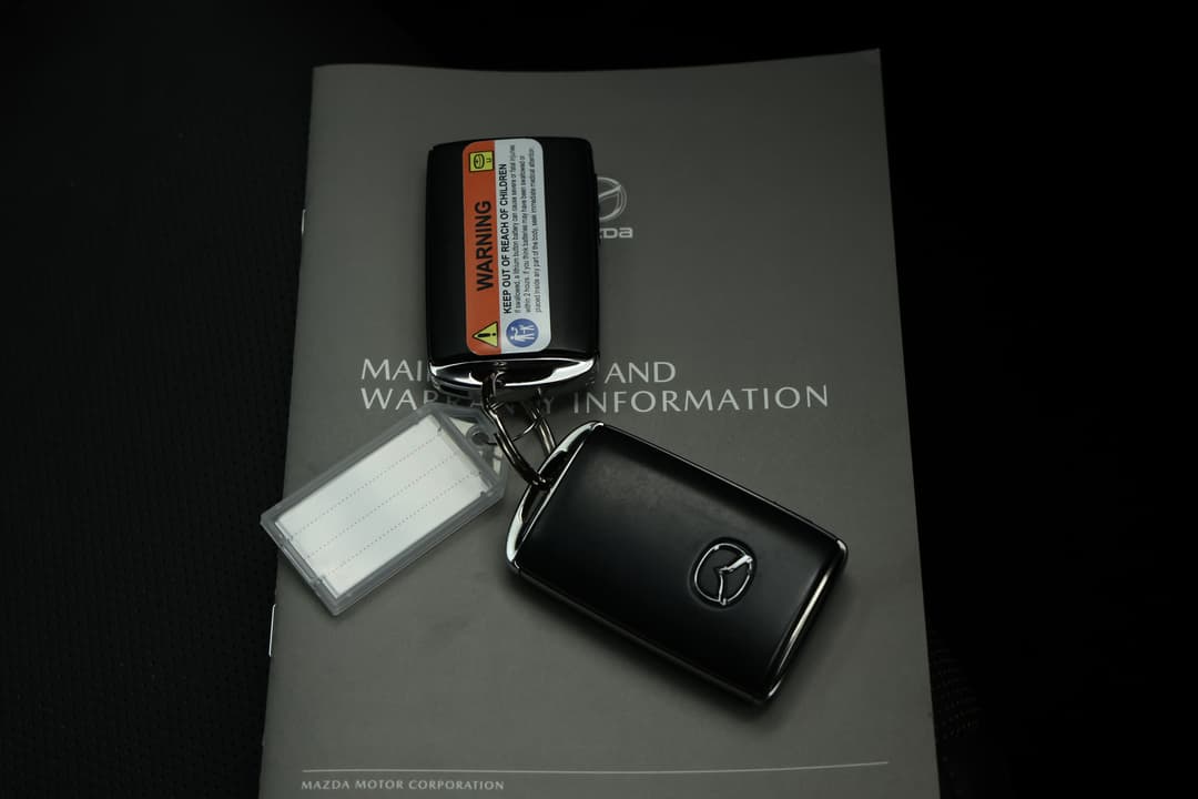 2025 Mazda 3 G20 Touring Vision, Automatic, 18588 km, Key Close-up