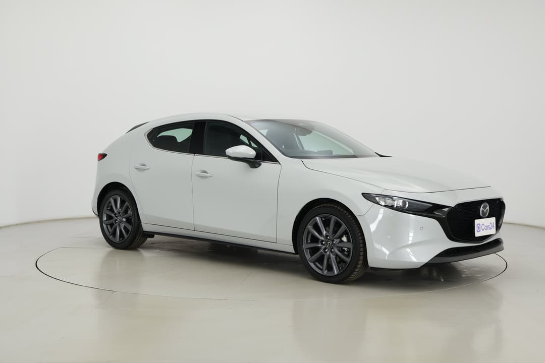 2025 Mazda 3 G20 Touring Vision, Automatic, 18588 km, Right Front Diagonal (45- Degree) View