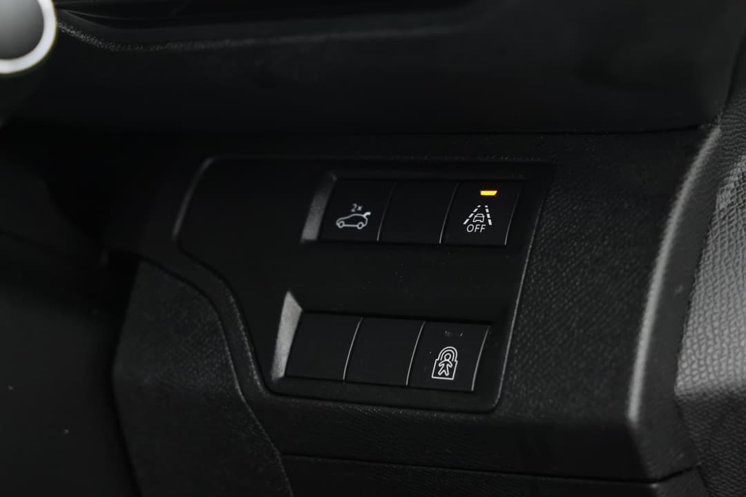2022 Peugeot 3008 Gt Line, Automatic, 68822 km, Utility Switches/Buttons