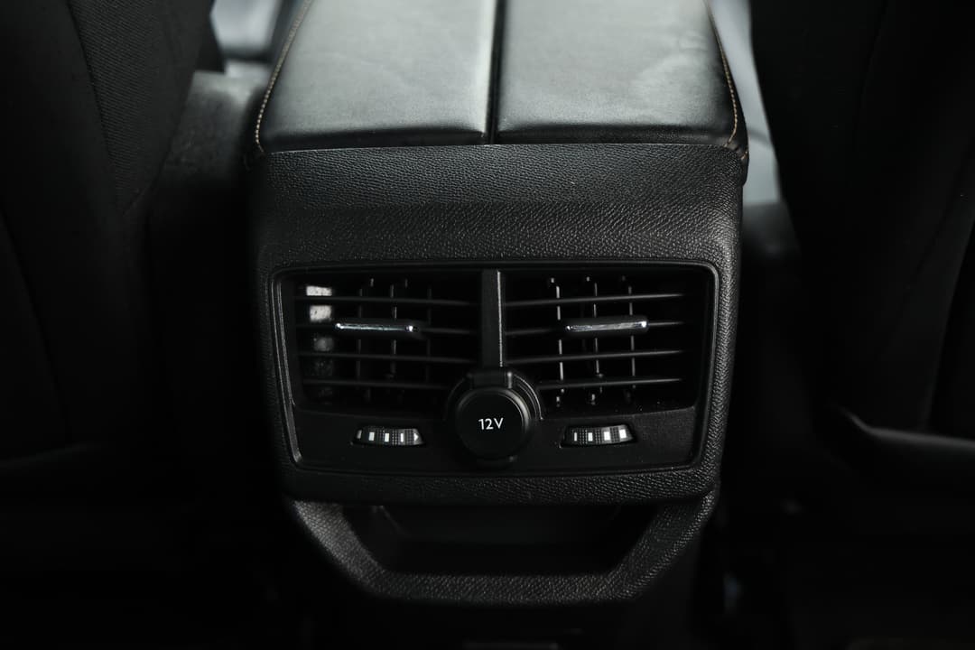 2022 Peugeot 3008 Gt Line, Automatic, 68822 km, Rear A/C Vent