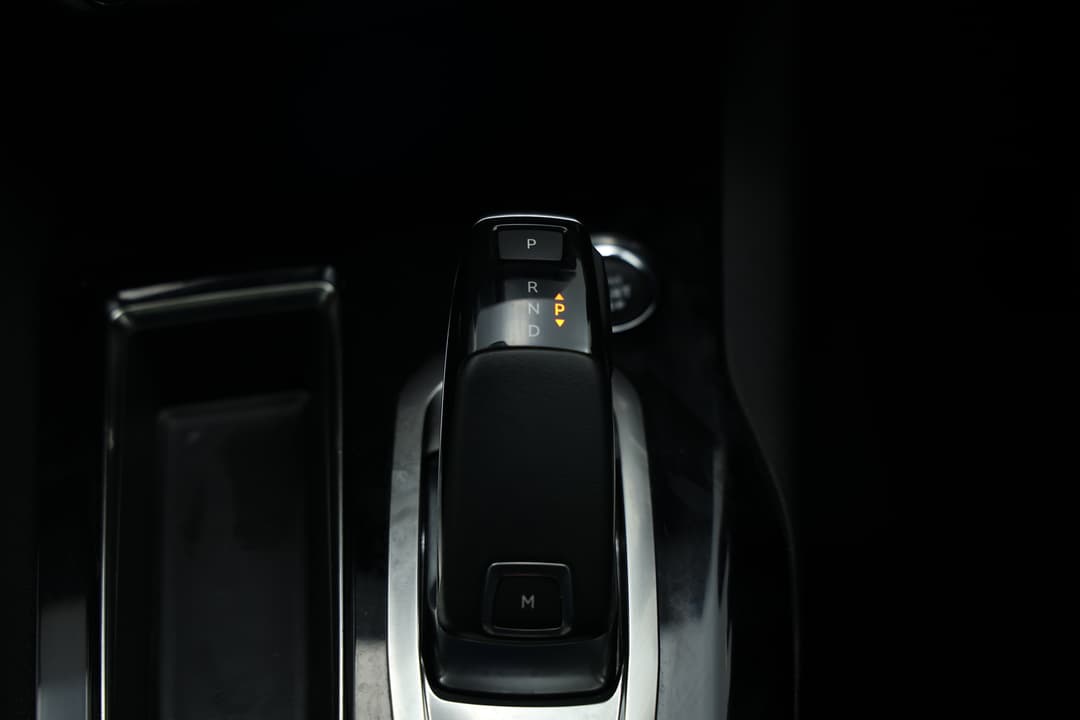 2022 Peugeot 3008 Gt Line, Automatic, 68822 km, Gear Lever 