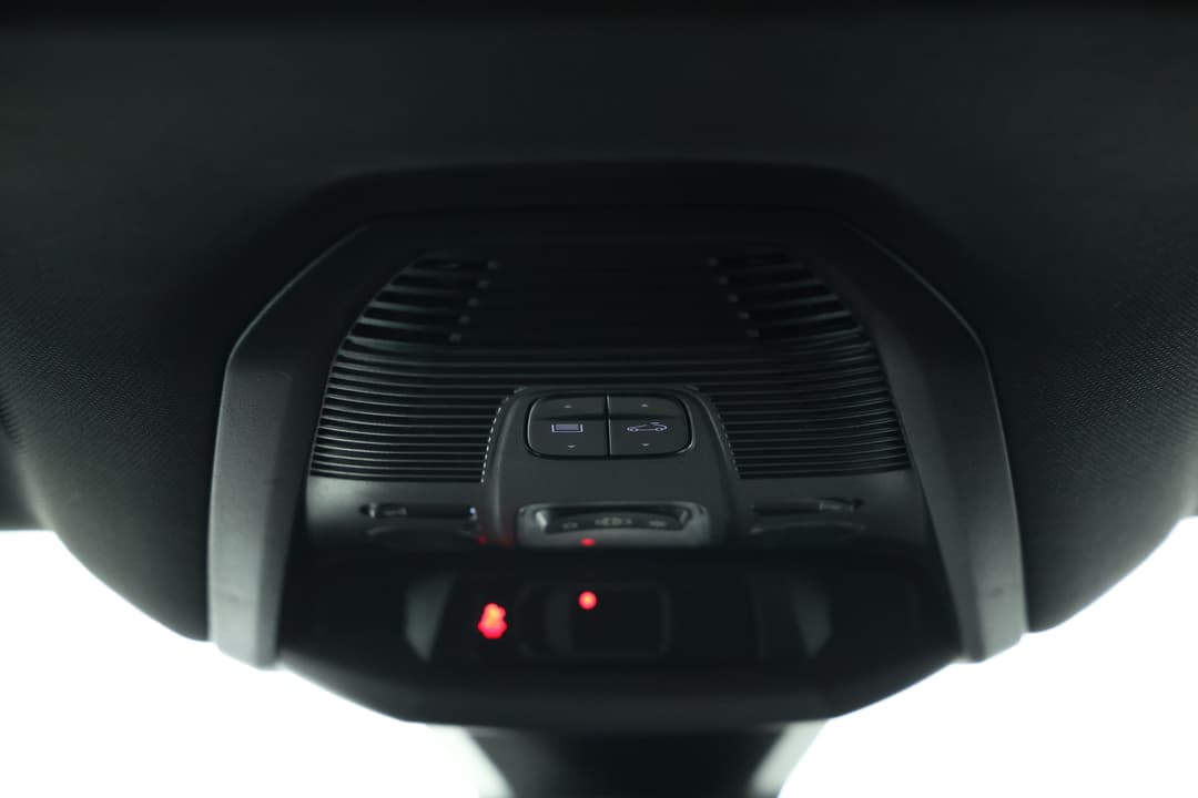 2022 Peugeot 3008 Gt Line, Automatic, 68822 km, On-Roof Controls/Sunglass holder