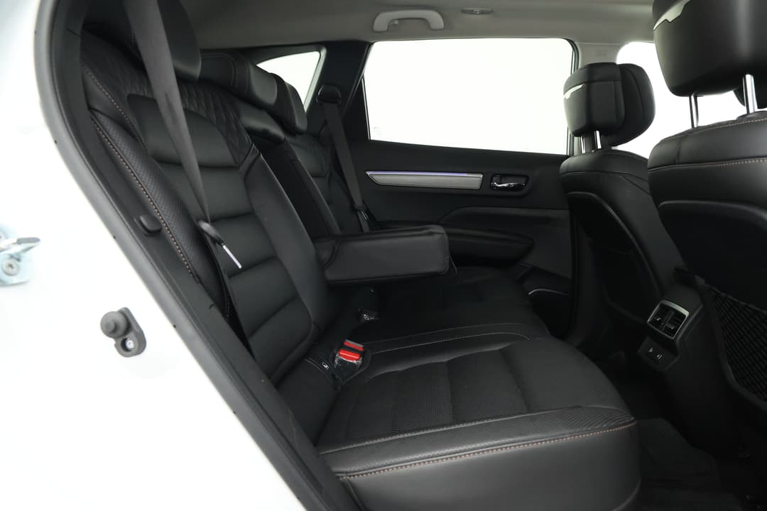 2021 Renault Koleos Intens (4x2), Automatic, 52040 km, Right Side Rear Door Cabin View